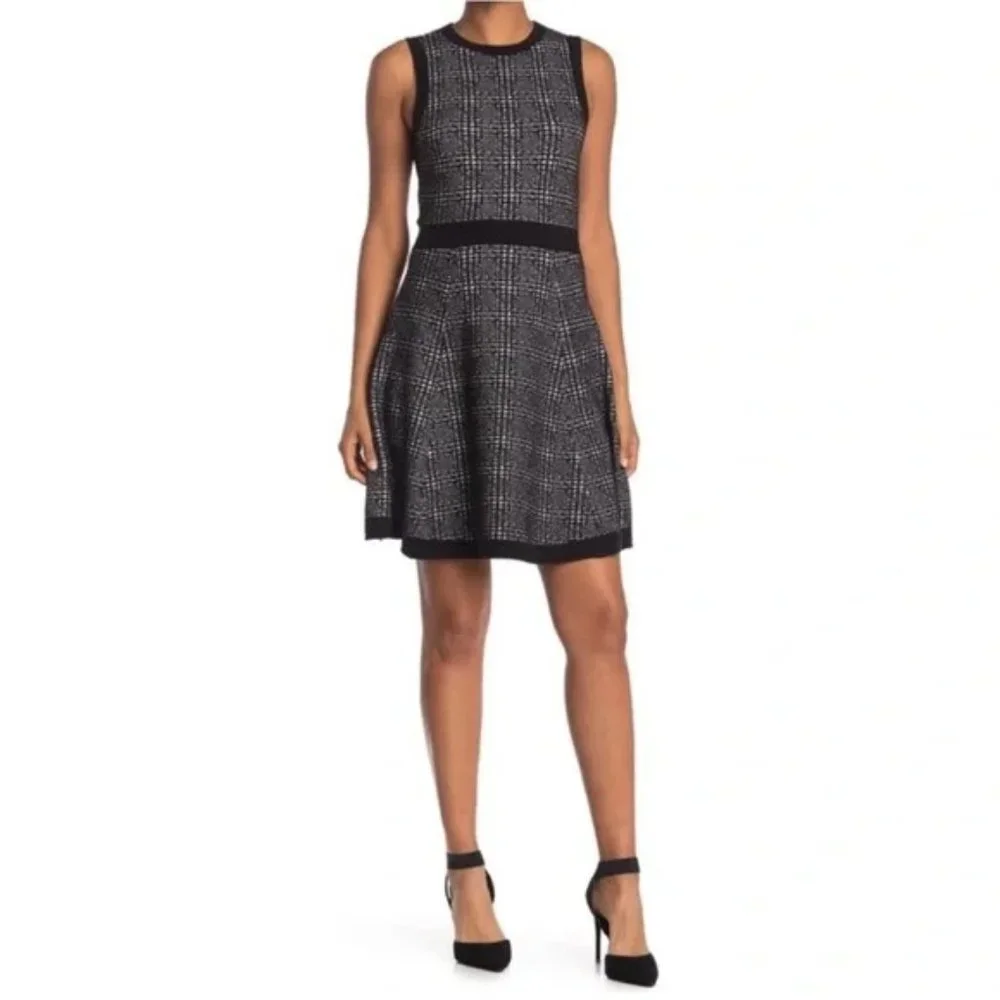 Womens Size Small Kate Spade Black White Mod Sleeveless Plaid Knit Sweater Dress